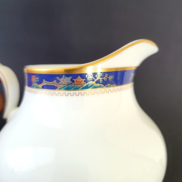 Royal Doulton Cathay Creamer, Milk Jug by Royal Doulton - Picture 4 of 8